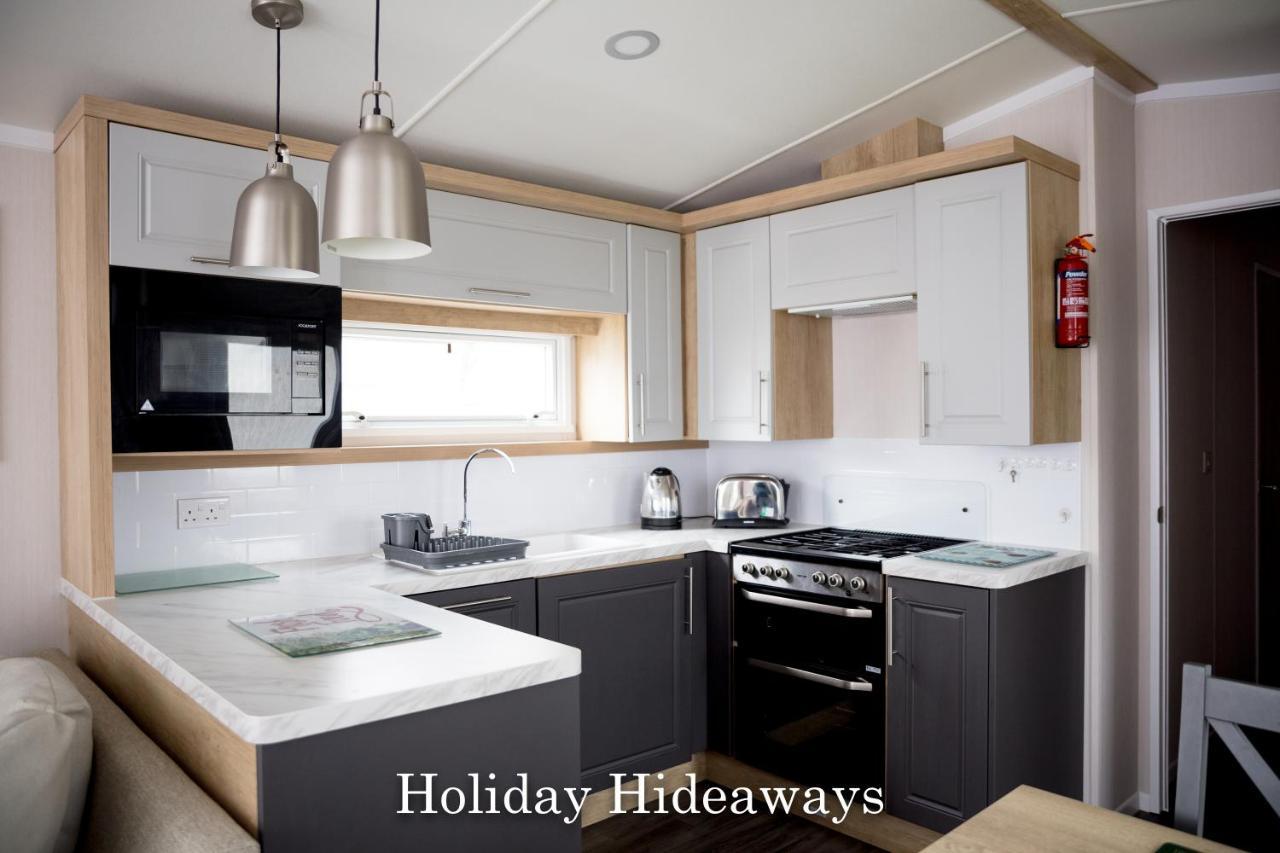 Holiday Hideaways Lytchett Minster Екстер'єр фото