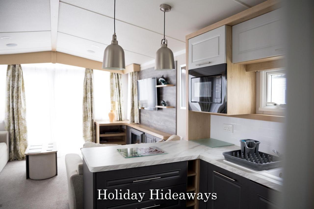 Holiday Hideaways Lytchett Minster Екстер'єр фото