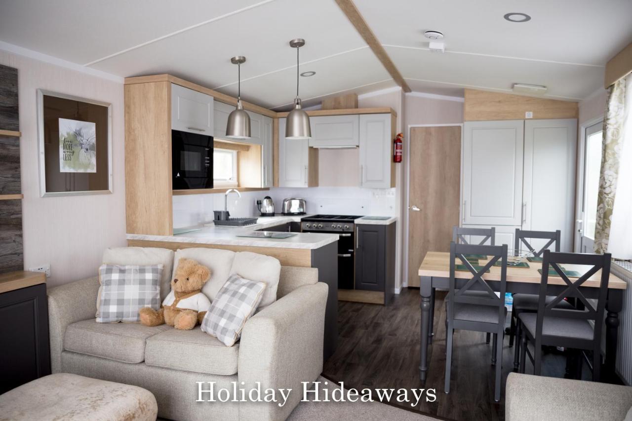 Holiday Hideaways Lytchett Minster Екстер'єр фото