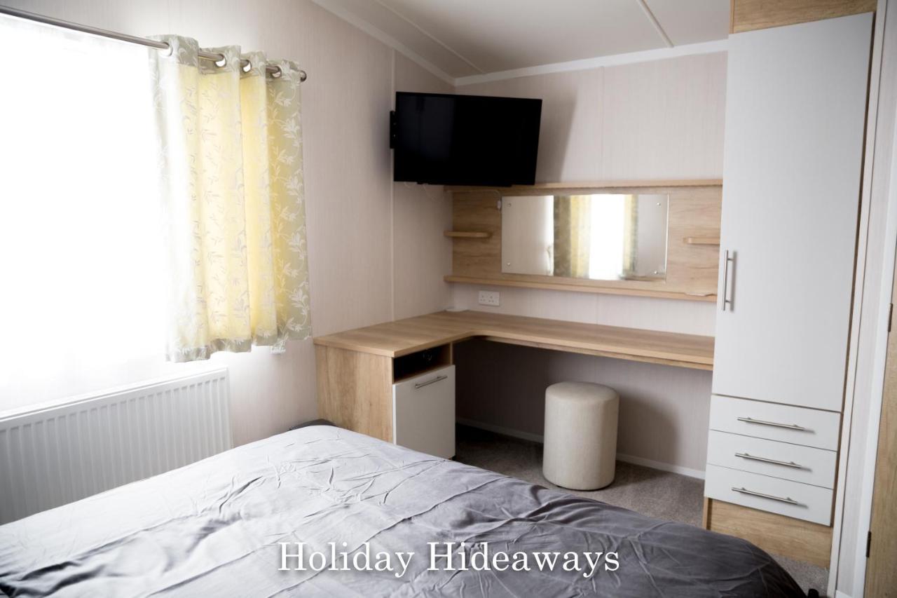 Holiday Hideaways Lytchett Minster Екстер'єр фото