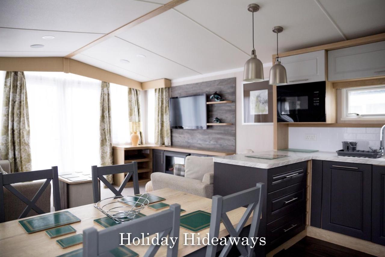 Holiday Hideaways Lytchett Minster Екстер'єр фото